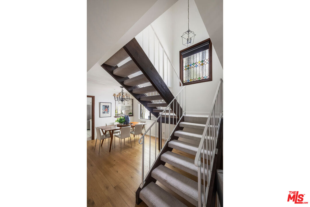 1916 Overland Avenue, Unit 2 Los Angeles, CA 90025 - Photo 10 of 17 a view of entryway and hall