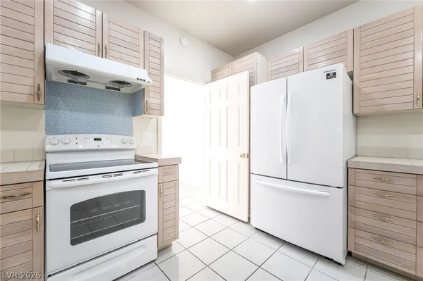 $2,800 | 4970 Mt Pleasant Lane, Las Vegas, NV 89113