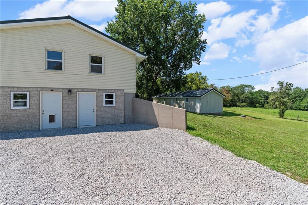 8235 Northwest Kidder Road Kidder, MO 64649 - Photo 36 of 58