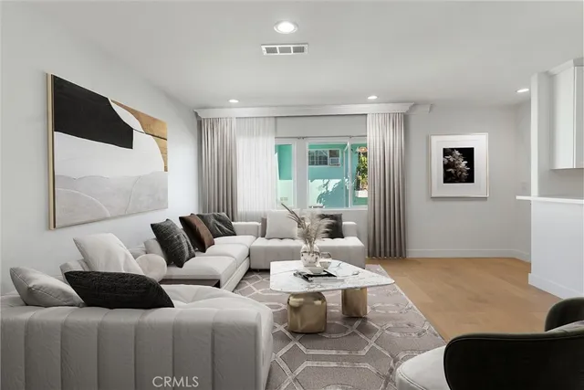 $1,900 | 545 East 99th Street, Unit 6, Inglewood, CA 90301