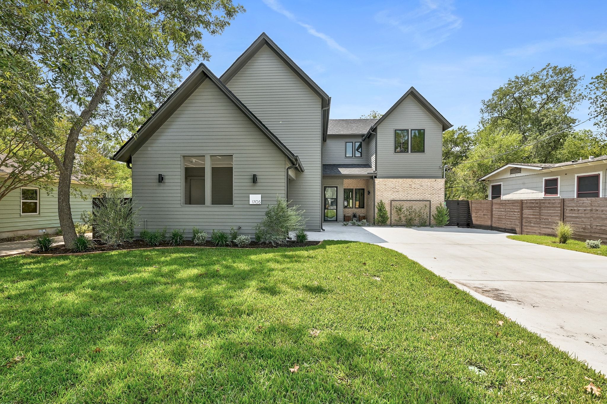 1705 Cullen Avenue Austin, TX 78757 - Photo 35 of 35 a front view of house with yard and green space