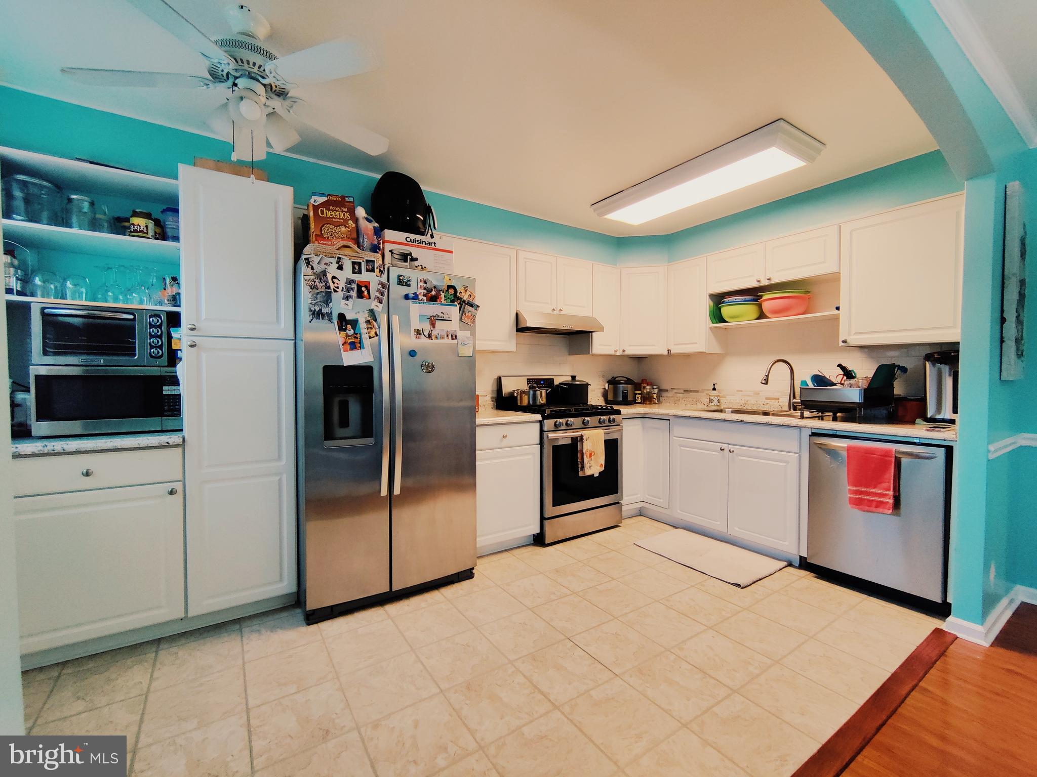 12313 Wyndom Road Philadelphia, PA 19154 - Photo 13 of 52 Kitchen-02