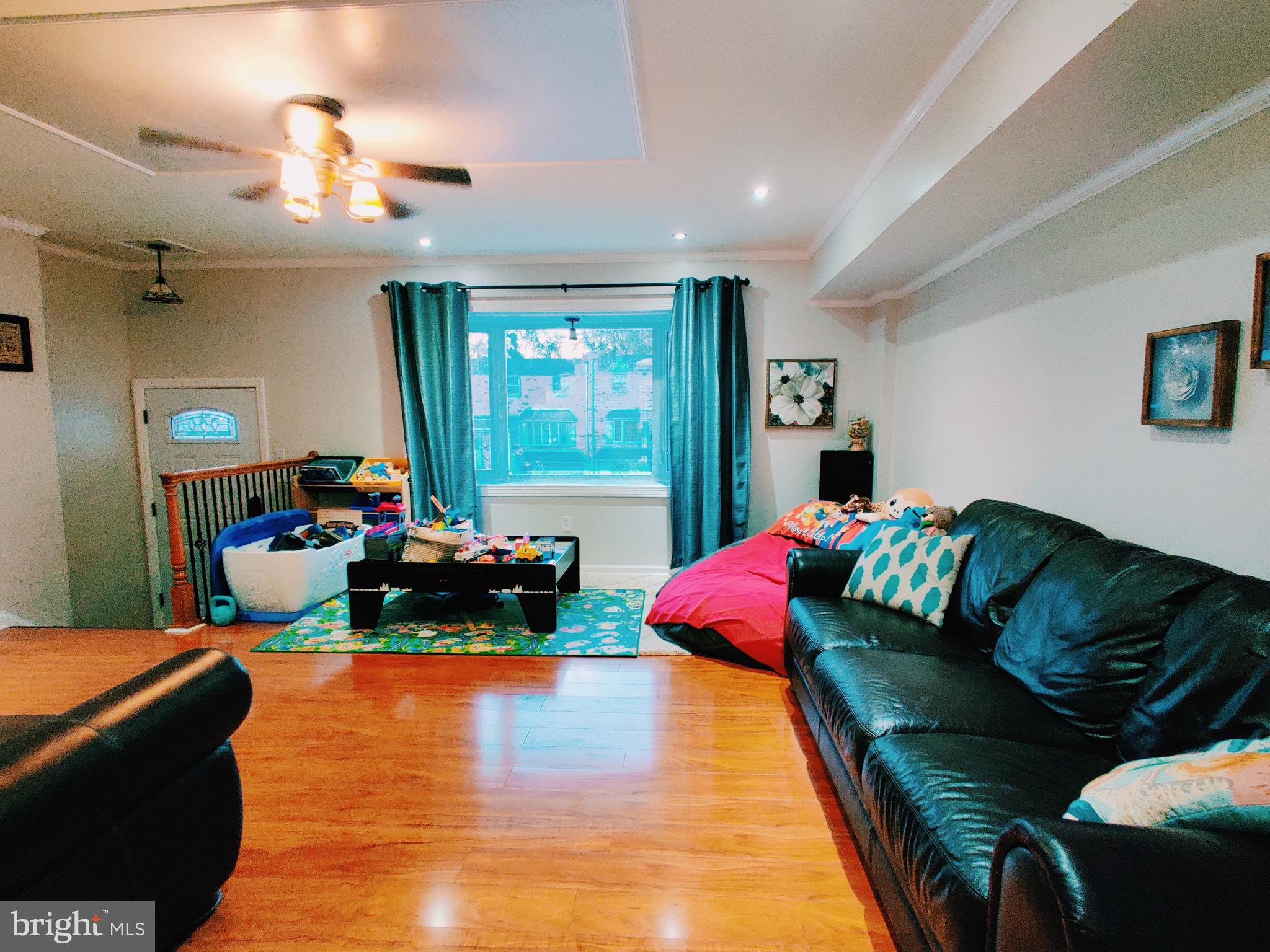 12313 Wyndom Road Philadelphia, PA 19154 - Photo 4 of 52 Living-room-01