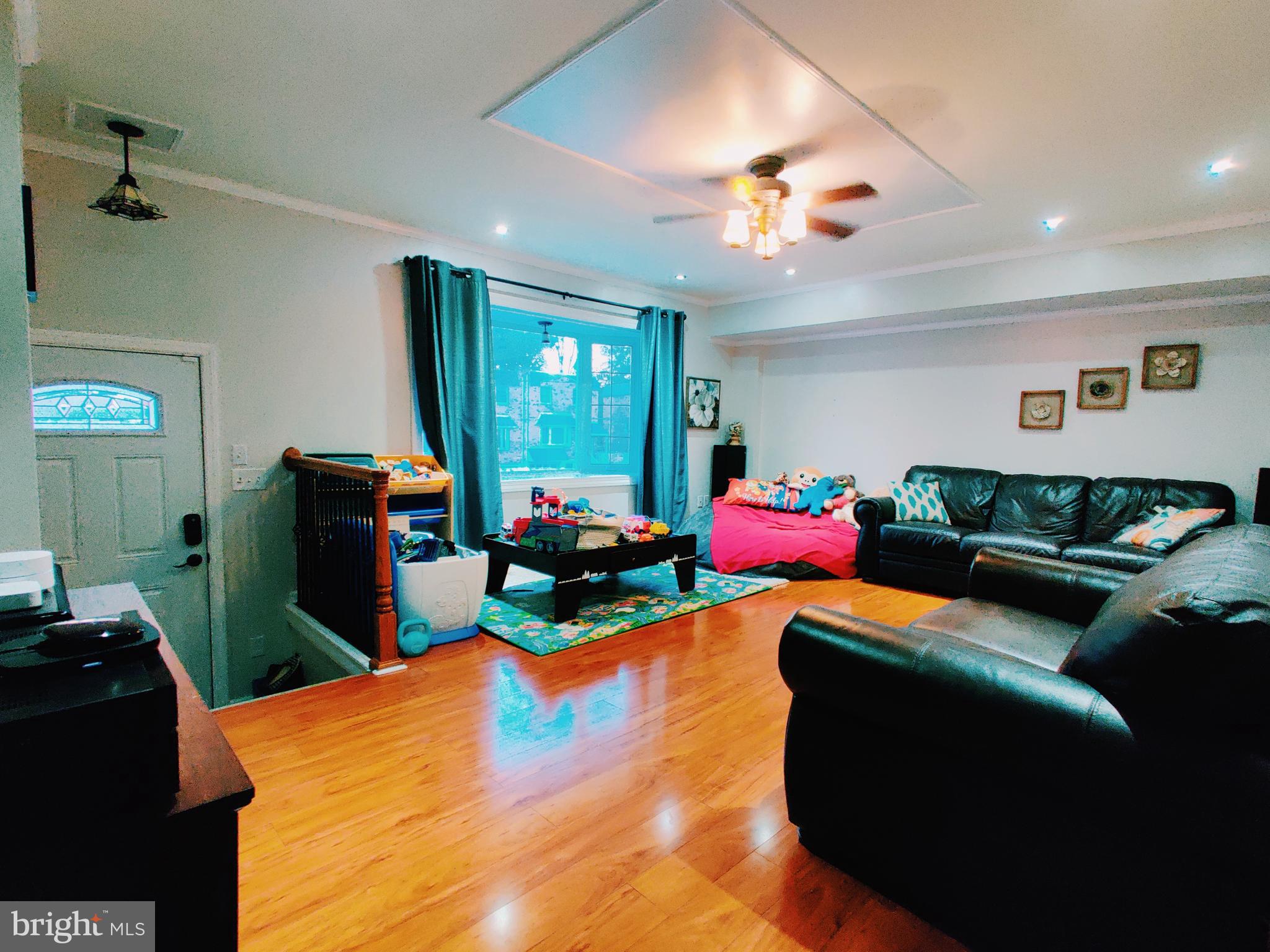 12313 Wyndom Road Philadelphia, PA 19154 - Photo 5 of 52 Living-room-02