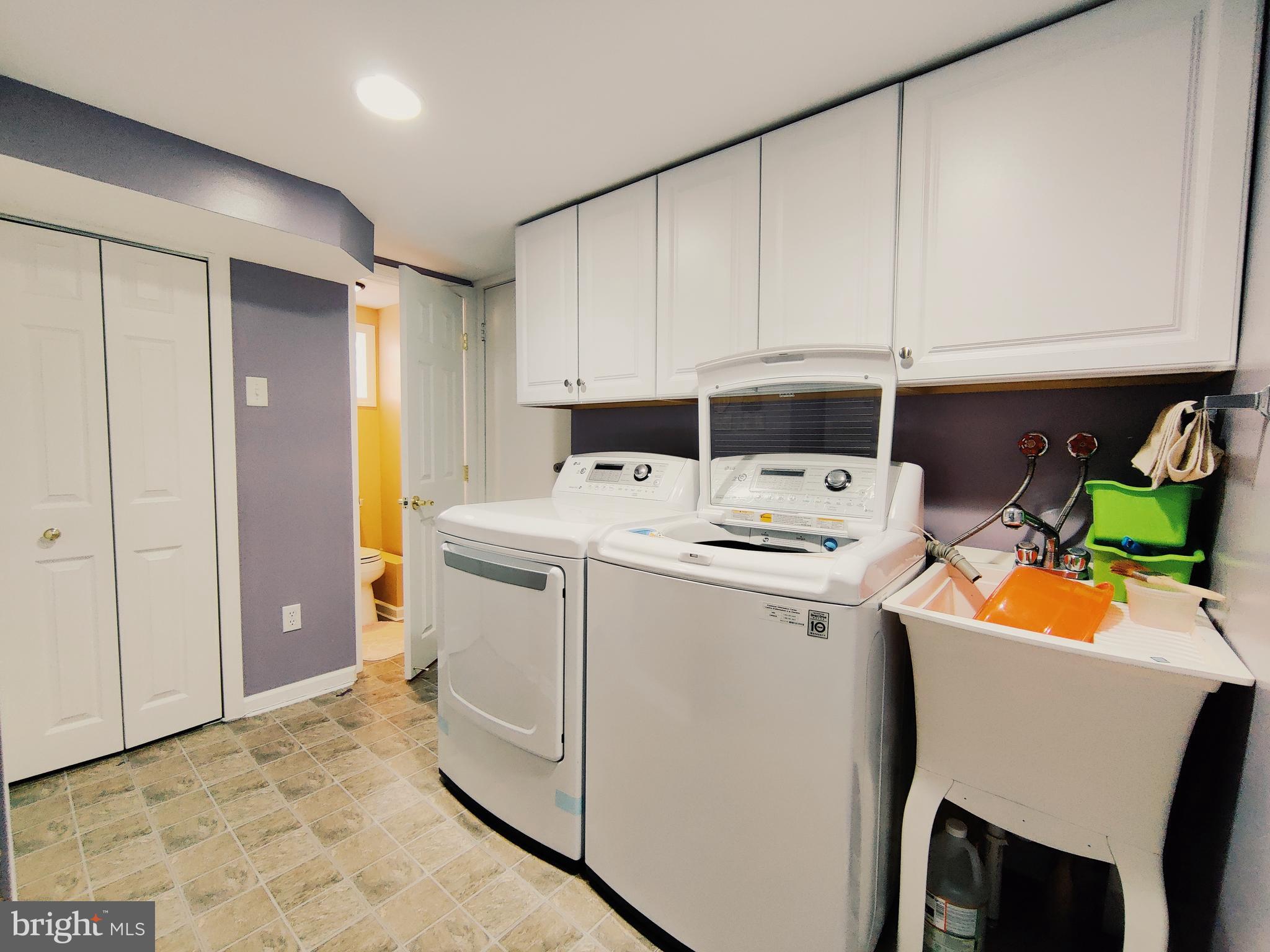 12313 Wyndom Road Philadelphia, PA 19154 - Photo 49 of 52 Laundry-room-01