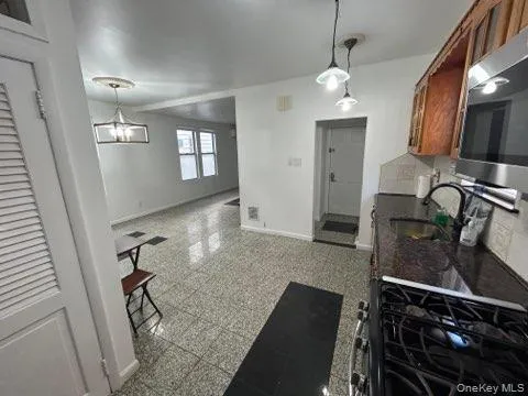 $4,000 | 70-12 71st Street | Glendale