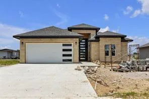 $390,000 | 152 Lavanda Ln Dale, Dale, TX 78616