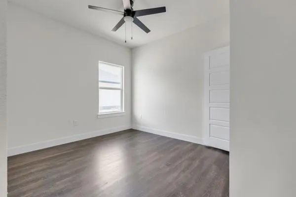 $390,000 | 152 Lavanda Ln Dale, Dale, TX 78616