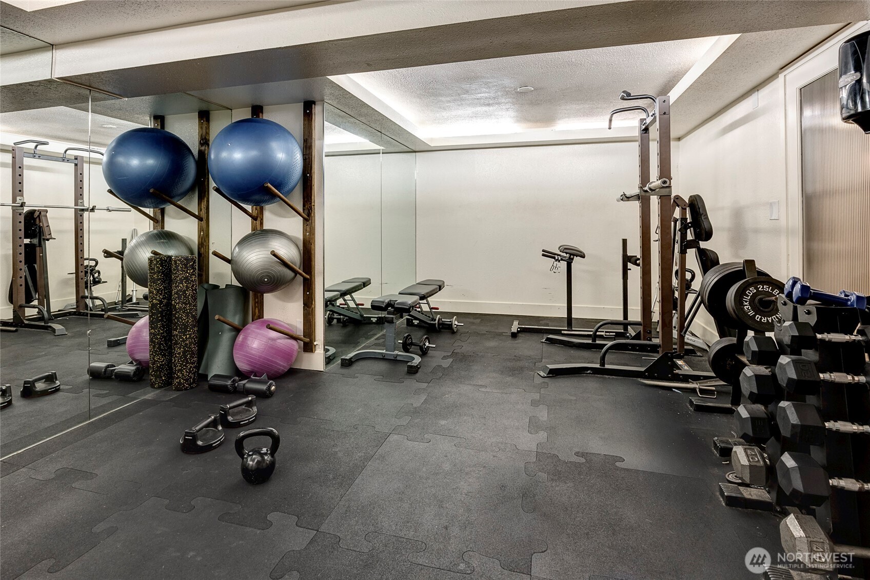 1000 Union Street, Unit 202 Seattle, WA 98101 - Photo 27 of 30 a view of a room with gym equipment