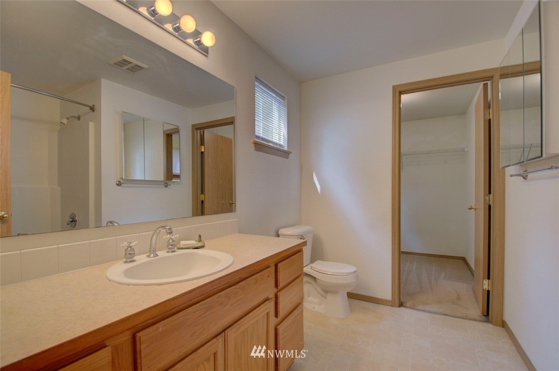 6701 Compton Boulevard Southeast Lacey, WA 98513 - Photo 17 of 25 Gallery Image 17