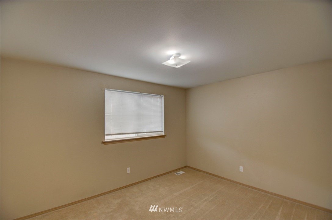 6701 Compton Boulevard Southeast Lacey, WA 98513 - Photo 20 of 25 Gallery Image 20