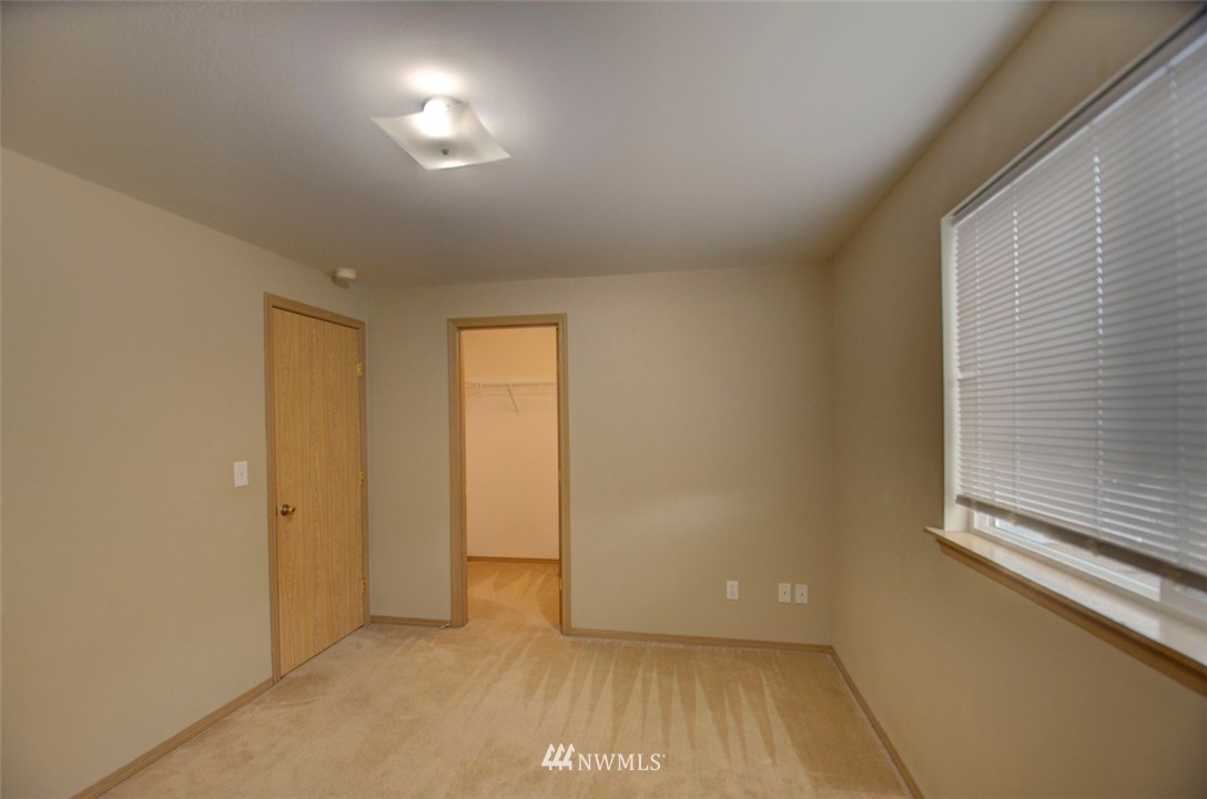 6701 Compton Boulevard Southeast Lacey, WA 98513 - Photo 23 of 25 Gallery Image 23