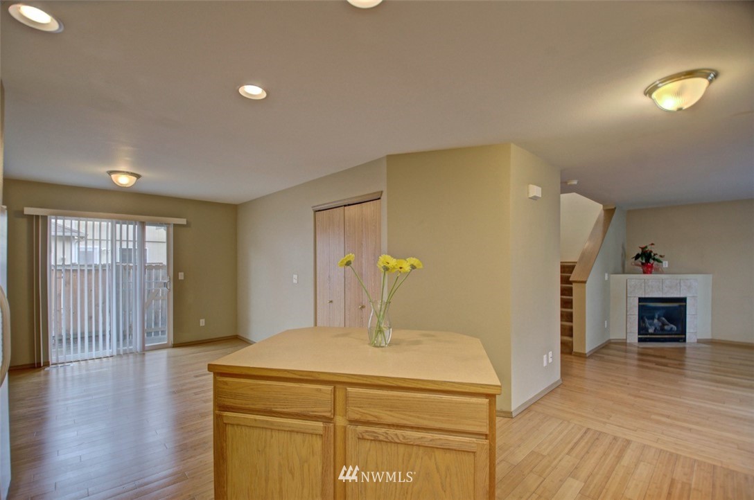 6701 Compton Boulevard Southeast Lacey, WA 98513 - Photo 9 of 25 Gallery Image 9