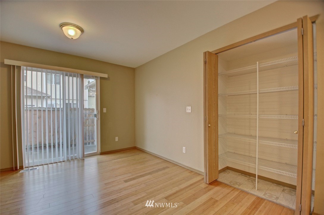 6701 Compton Boulevard Southeast Lacey, WA 98513 - Photo 10 of 25 Gallery Image 10