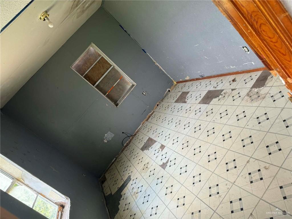 12427 Sasha Drive Santa Rosa, TX 78593 - Photo 9 of 17 a view of wooden floor