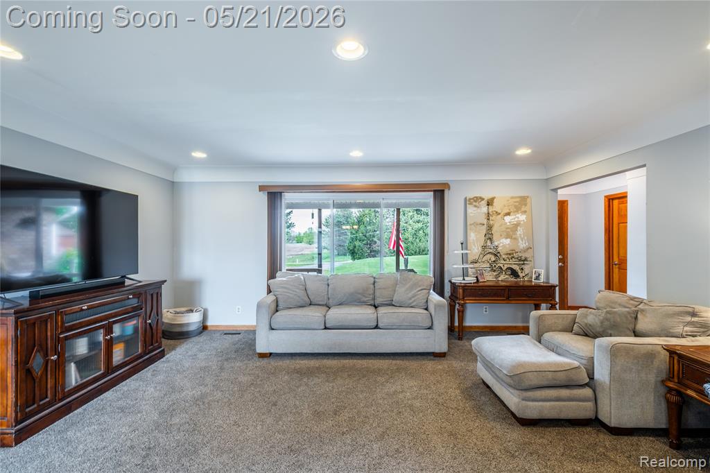 11430 Silver Lake Road Byron, MI 48418 - Photo 8 of 32