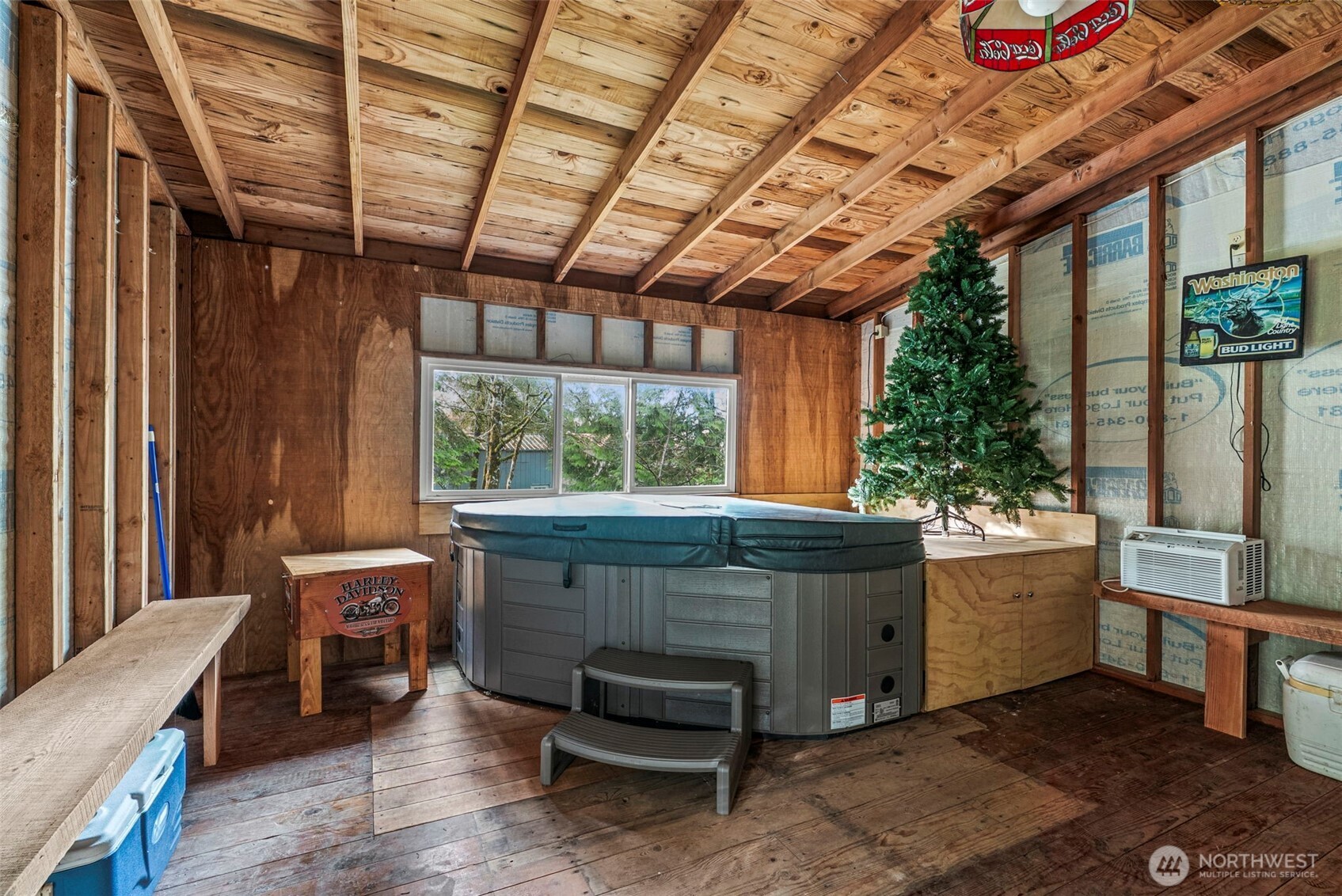 1337 South Silver Lake Road Castle Rock, WA 98611 - Photo 15 of 35 a view of an outdoor sitting area