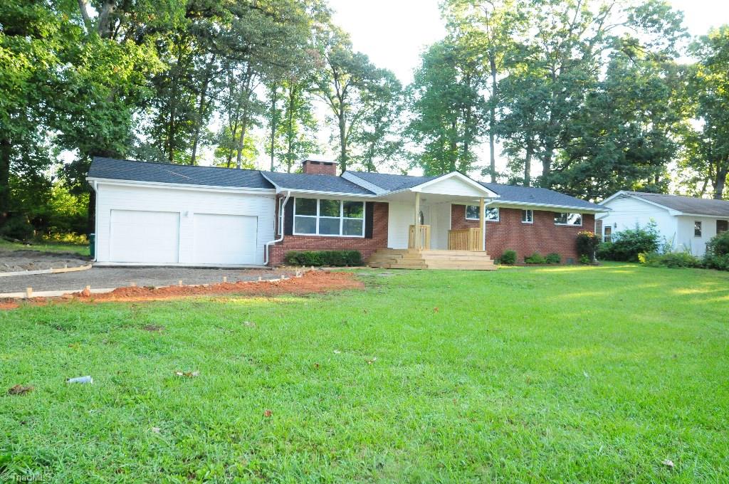 303 Edgeview Road High Point, NC 27260 - Photo 1 of 15 Gallery Image 1