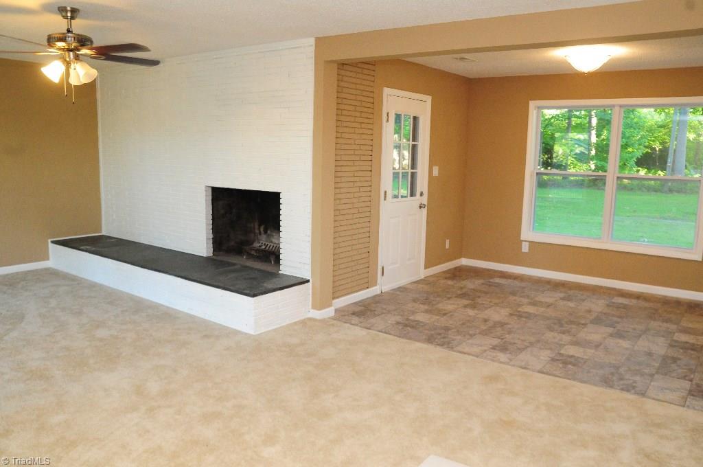 303 Edgeview Road High Point, NC 27260 - Photo 3 of 15 Gallery Image 3