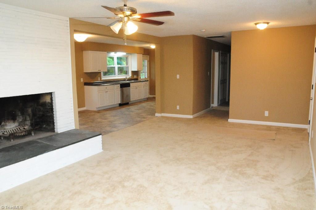 303 Edgeview Road High Point, NC 27260 - Photo 6 of 15 Gallery Image 6