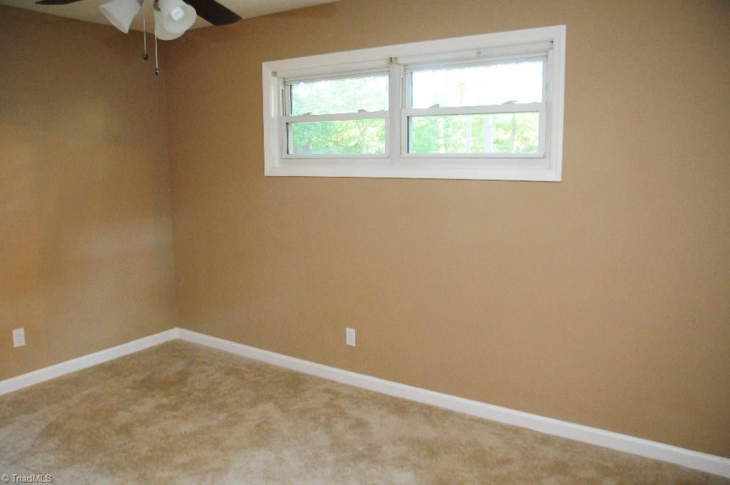 303 Edgeview Road High Point, NC 27260 - Photo 8 of 15 Gallery Image 8
