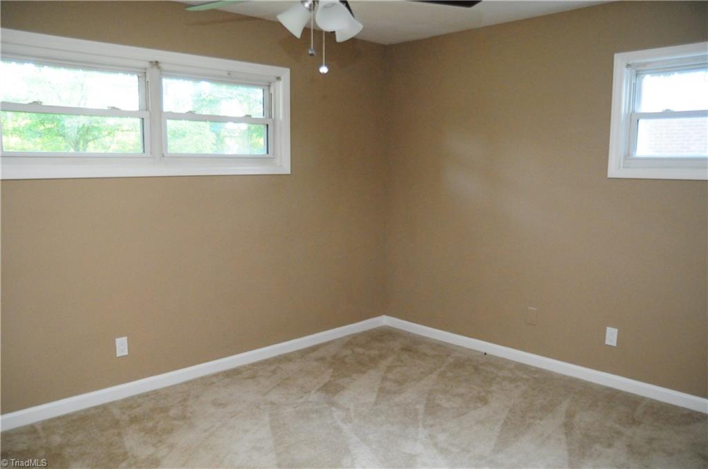 303 Edgeview Road High Point, NC 27260 - Photo 9 of 15 Gallery Image 9