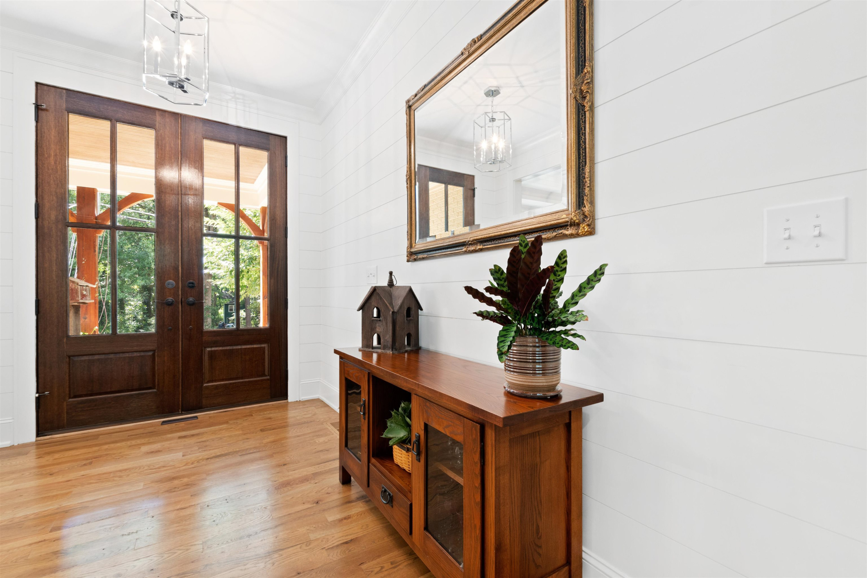 741 Powell Drive Raleigh, NC 27606 - Photo 7 of 51 Foyer
