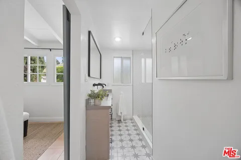 $1,125,000 | Undisclosed Address, Woodland Hills, CA 91364