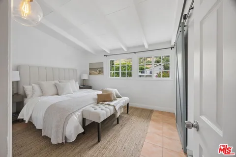 $1,125,000 | Undisclosed Address, Woodland Hills, CA 91364