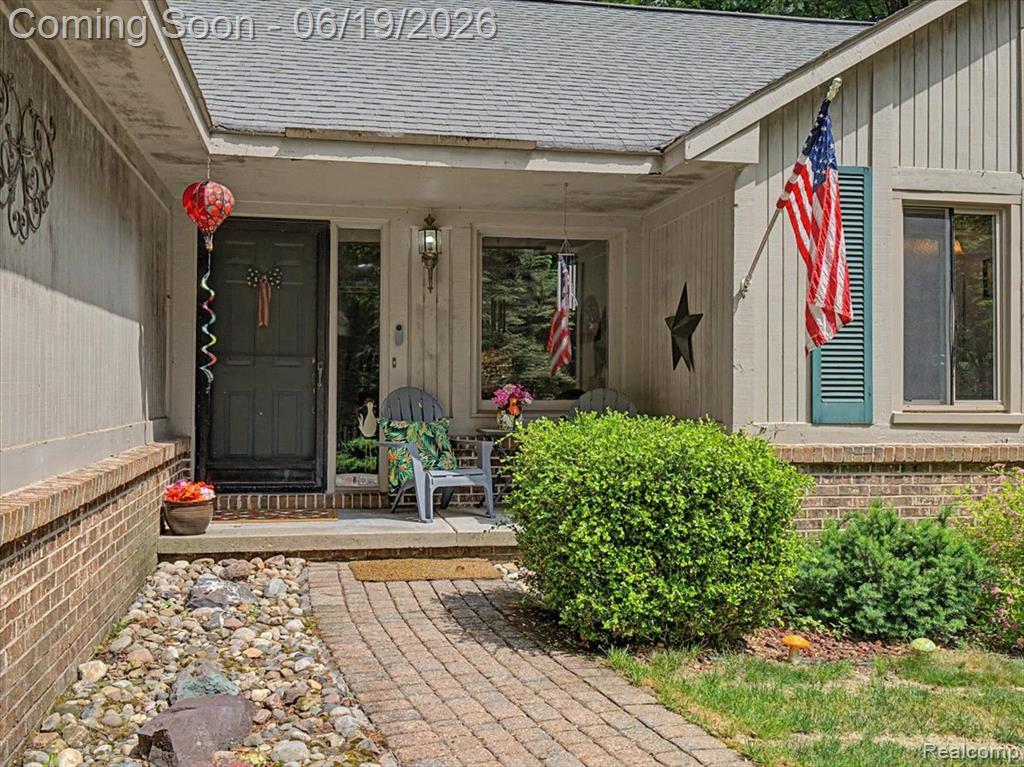 9714 Naiad Road Clarkston, MI 48348 - Photo 16 of 61