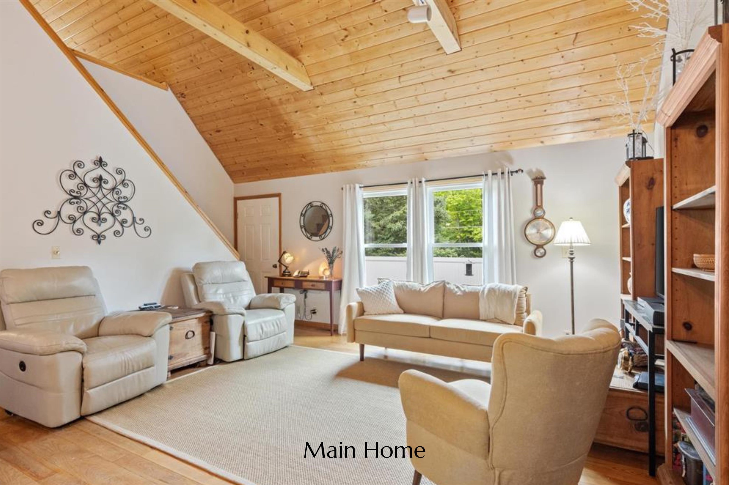 7271 South Dunns Farm Road Maple City, MI 49664 - Photo 4 of 30 1936535-e0c884b4-6e44-42a1-93c0-23851ce4aa40.JPG