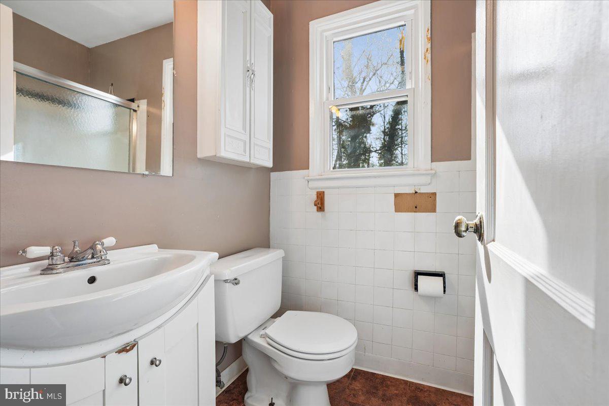 12015 Claridge Road Silver Spring, MD 20902 - Photo 25 of 33 Gallery Image 25
