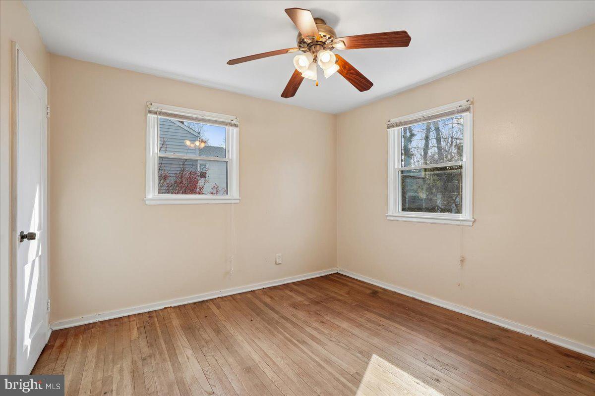12015 Claridge Road Silver Spring, MD 20902 - Photo 26 of 33 Bedroom #3