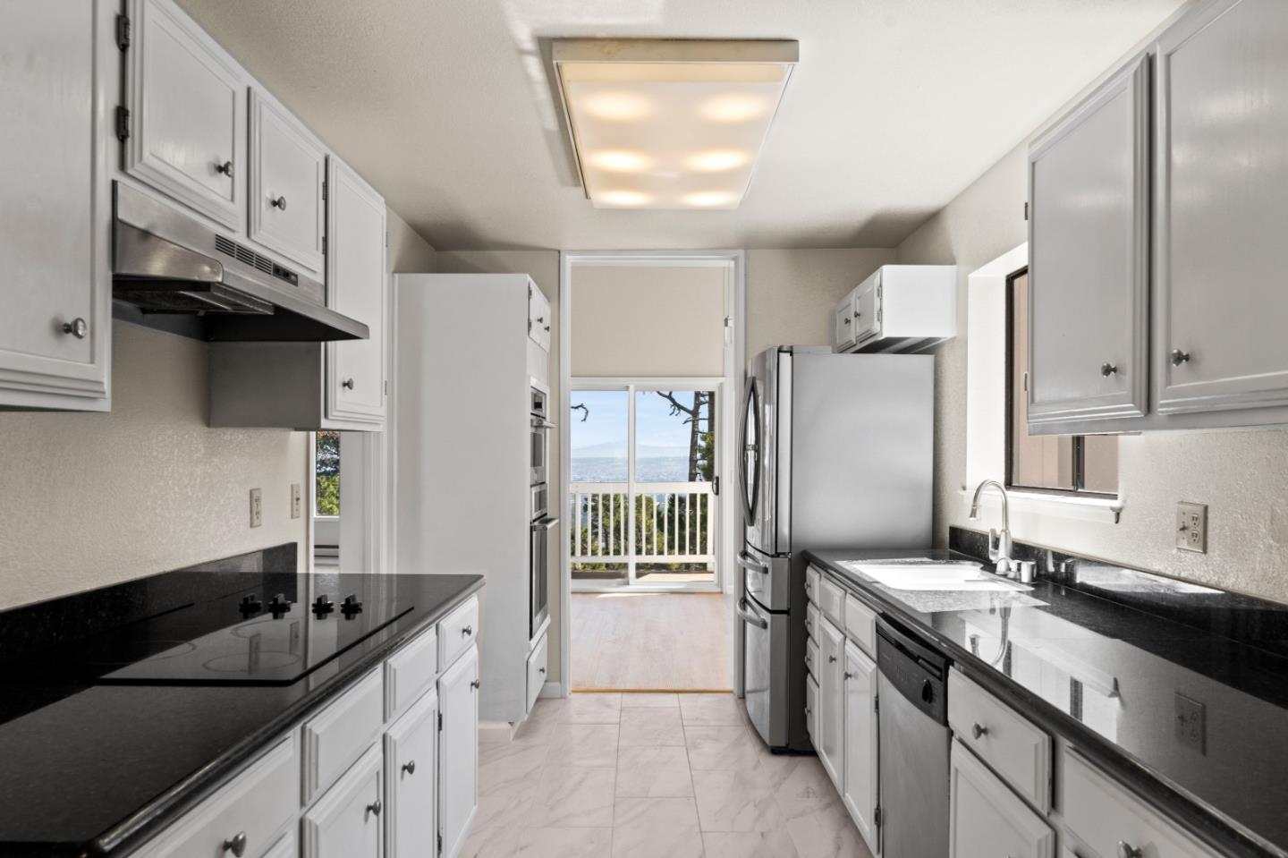 40 Shepherd's Knoll Monterey, CA 93940 - Photo 10 of 41