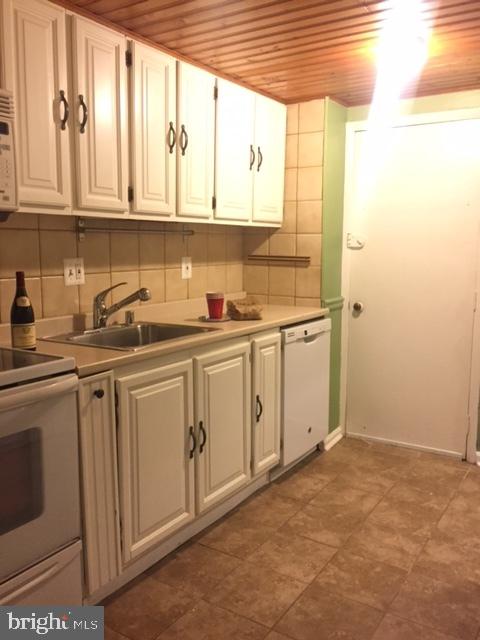 531 9th Street Northeast Washington, DC 20002 - Photo 10 of 11