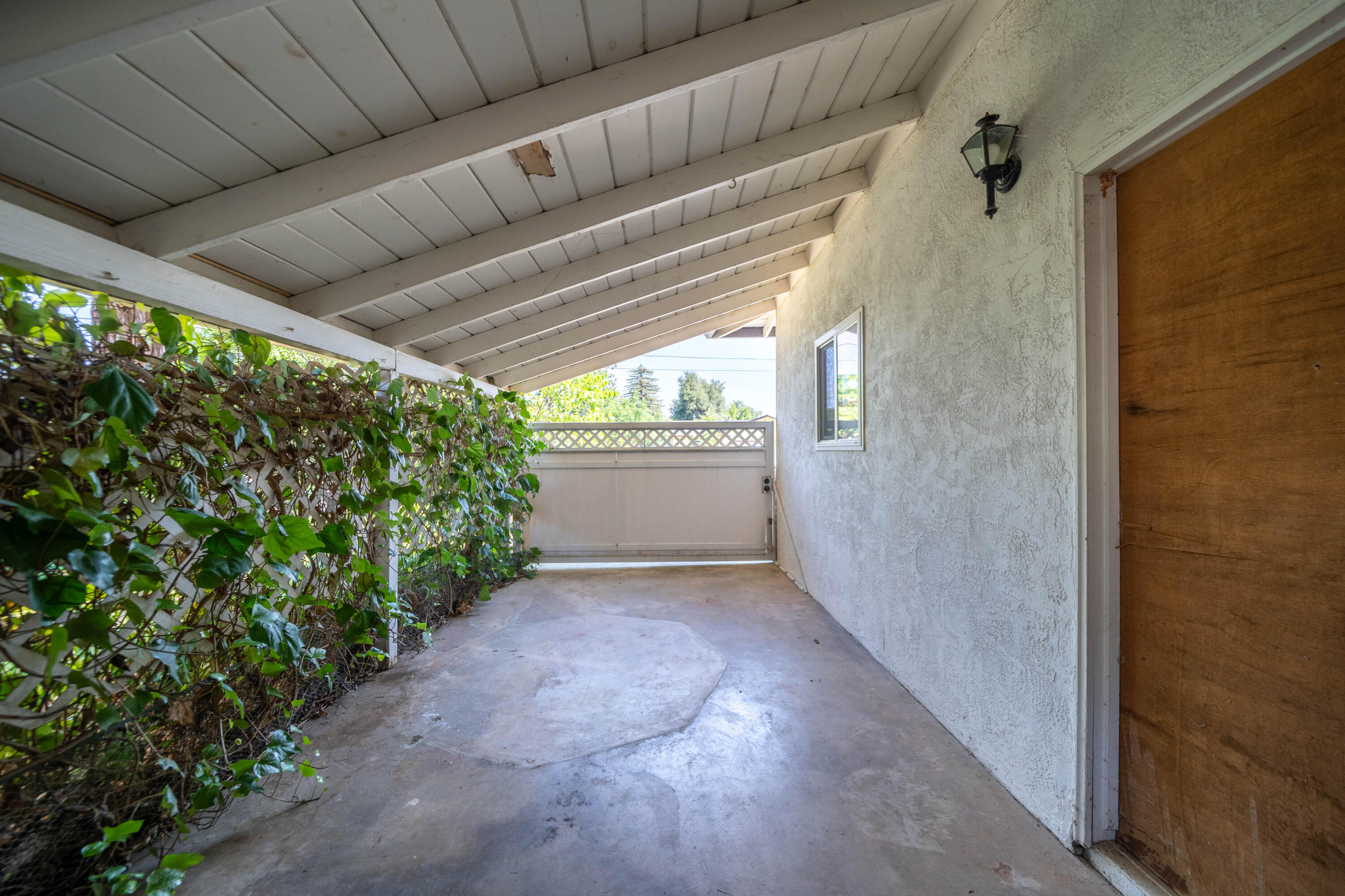 569 Rafael Street Redding, CA 96002 - Photo 34 of 49 569 Rafael St-60
