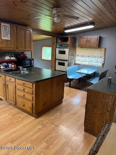 2624 Center Road Moriah, NY 12960 - Photo 4 of 18 5