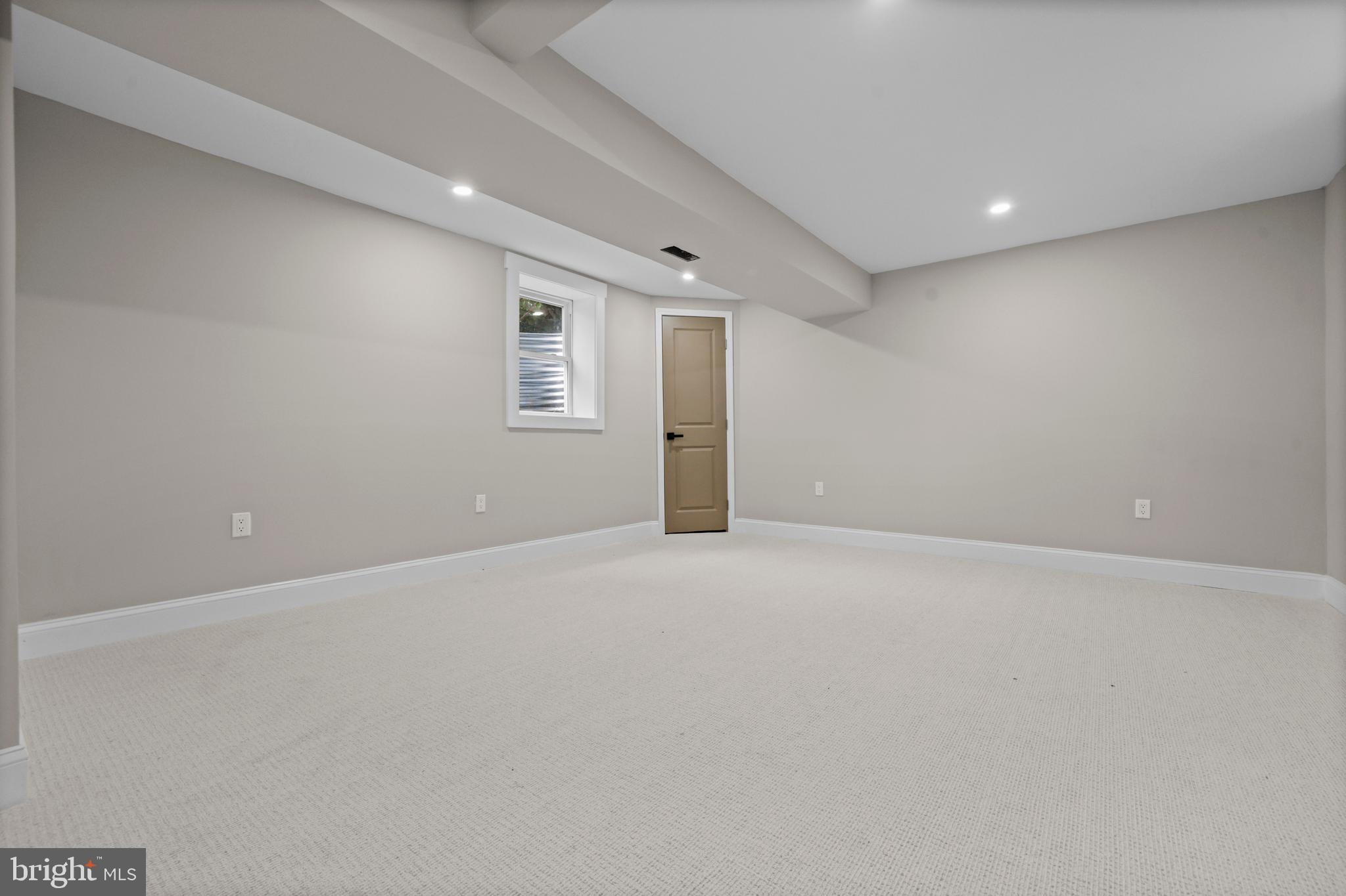 11313 College View Drive Silver Spring, MD 20902 - Photo 37 of 43