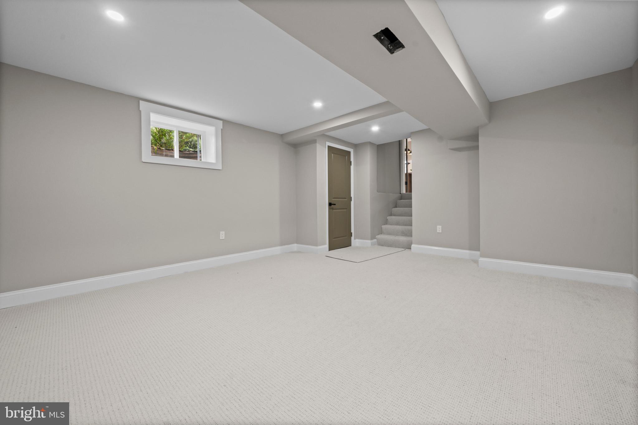 11313 College View Drive Silver Spring, MD 20902 - Photo 39 of 43