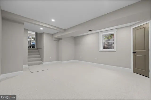 an empty room with an entryway