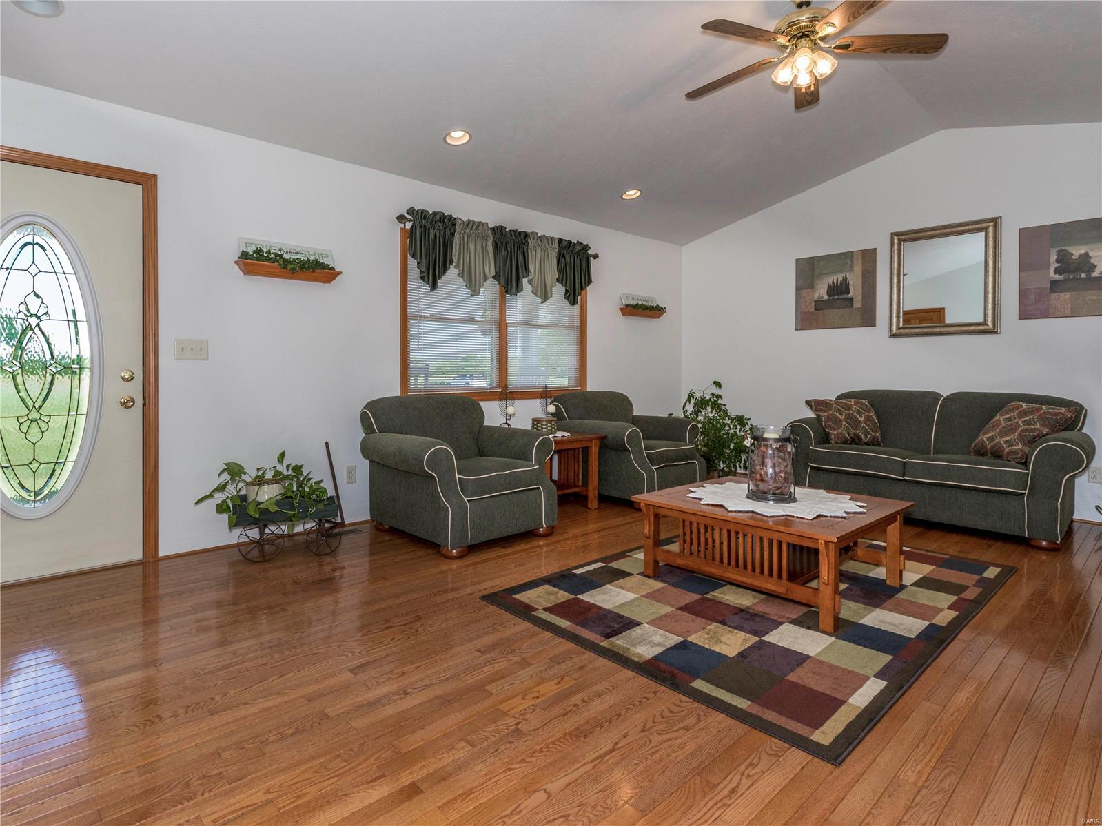 1361 Ayers Road Greenville, IL 62246 - Photo 15 of 45 Gallery Image 15