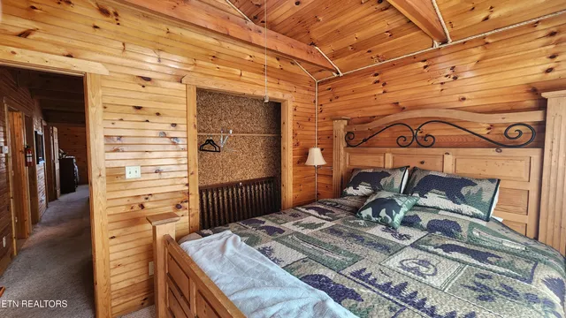 $589,000 | 5615 Eastport Road, Alpine, TN 38543