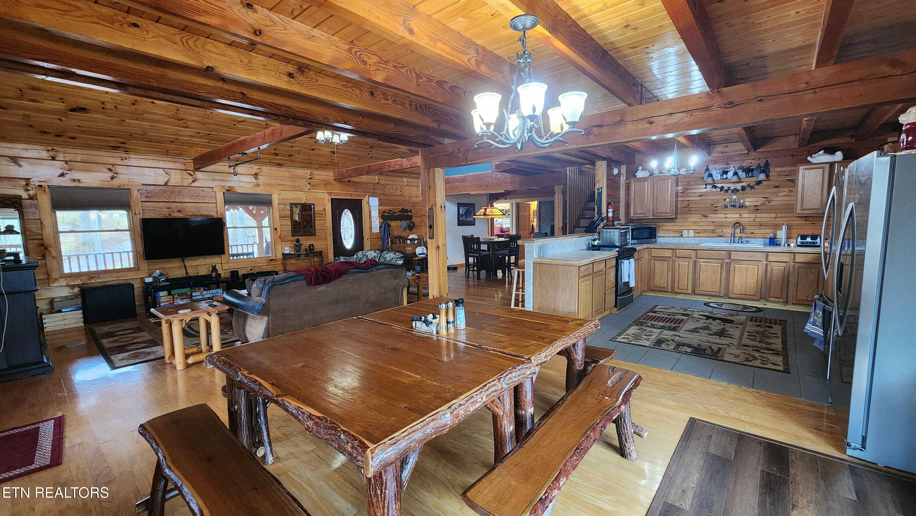 5615 Eastport Road Alpine, TN 38543 - Photo 24 of 60 5615 Eastport Dock Rd -- Dinning 2