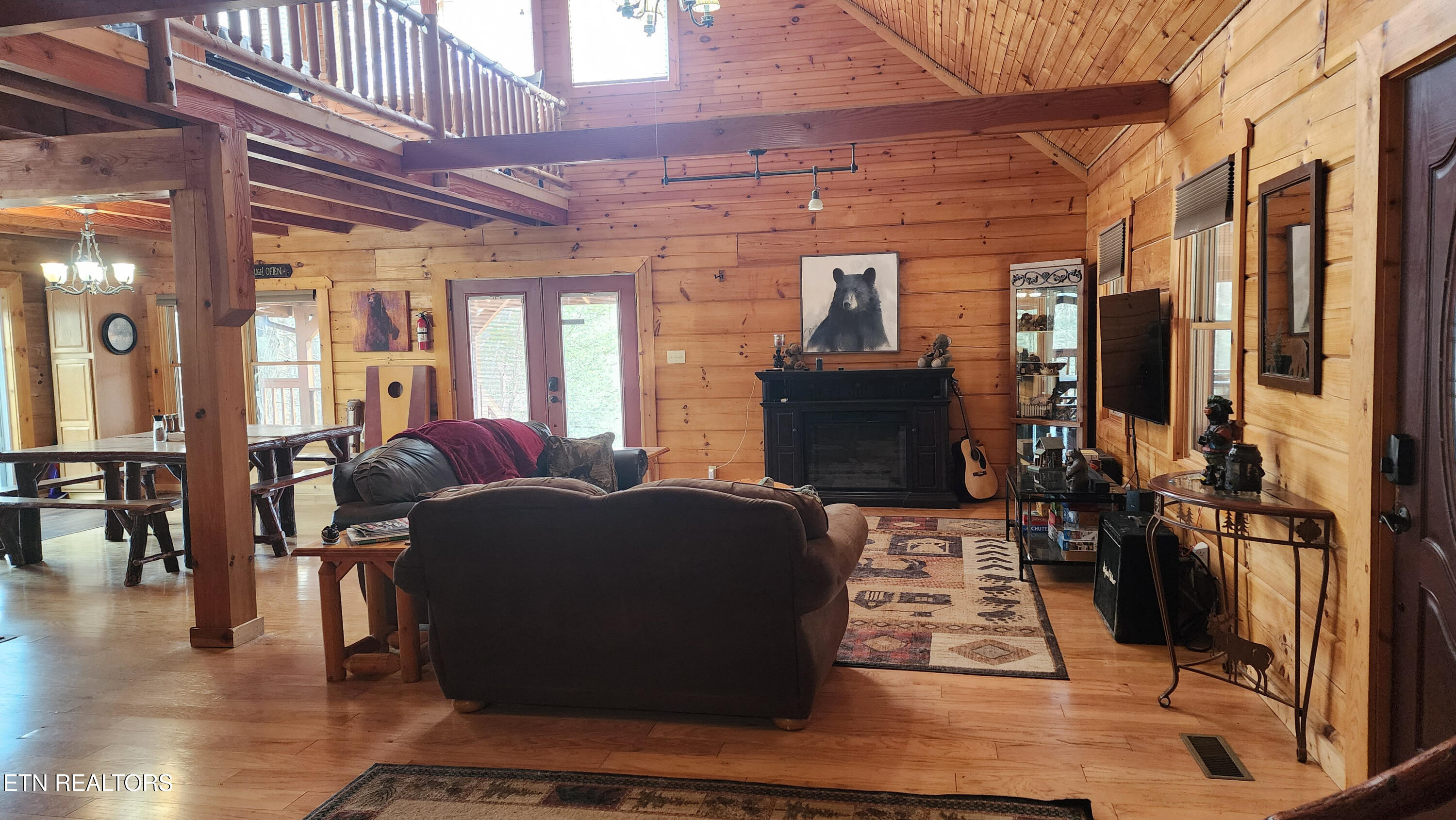 5615 Eastport Road Alpine, TN 38543 - Photo 38 of 60 5615 Eastport Dock Rd -- Living Room 1