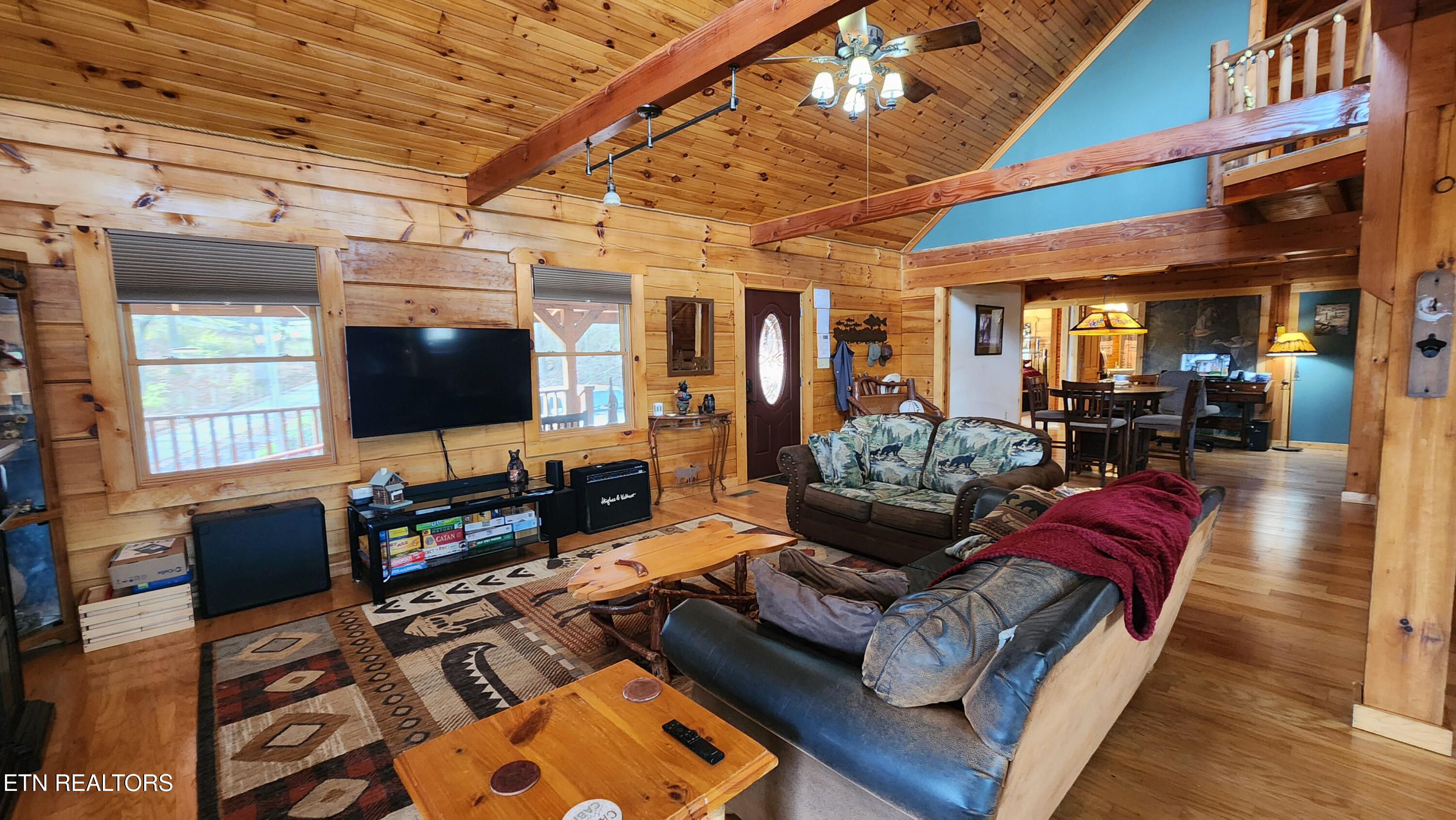 5615 Eastport Road Alpine, TN 38543 - Photo 41 of 60 5615 Eastport Dock Rd -- LIving Room 4