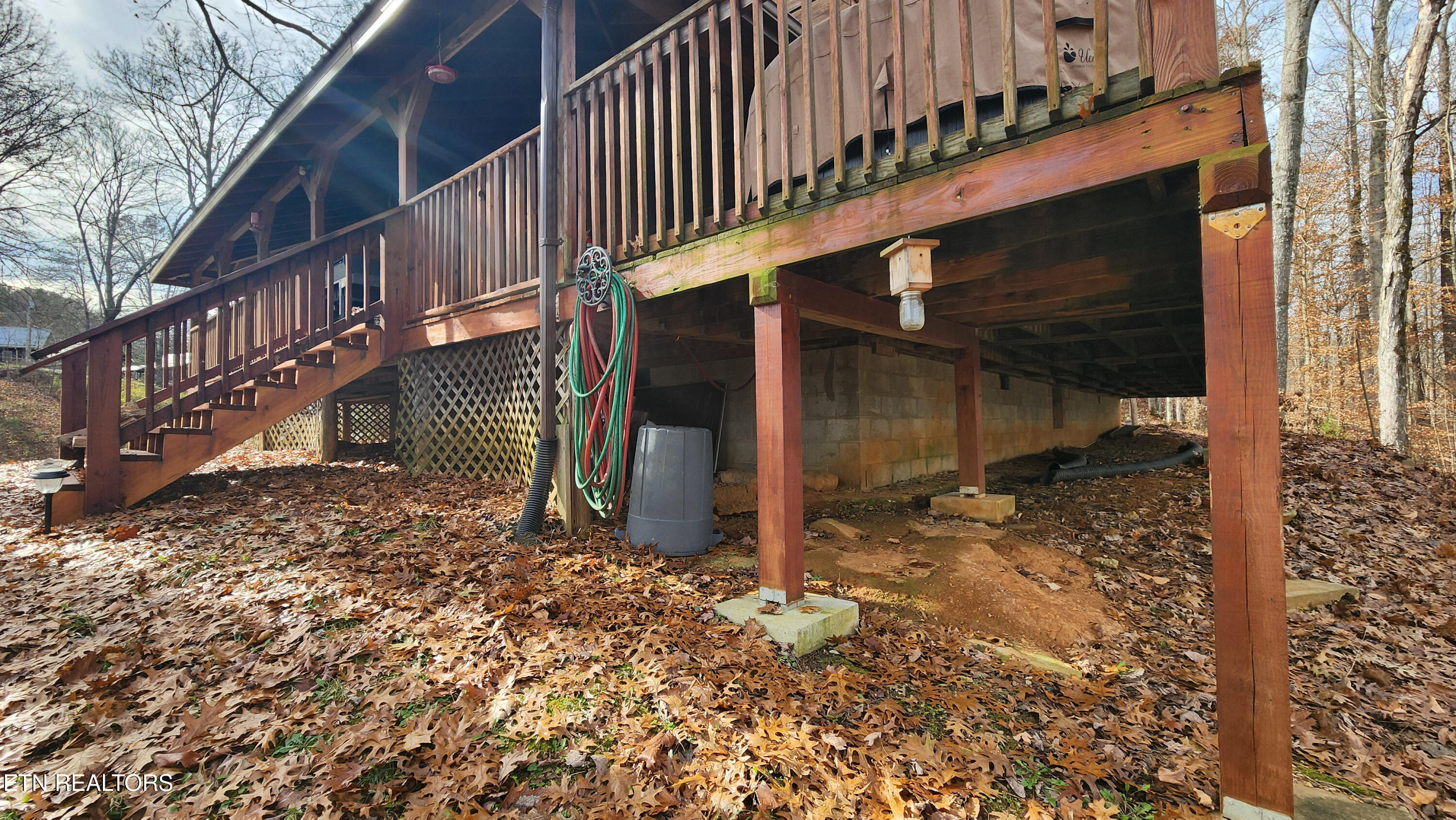 5615 Eastport Road Alpine, TN 38543 - Photo 48 of 60 5615 Eastport Dock Rd -- Outside Left ba