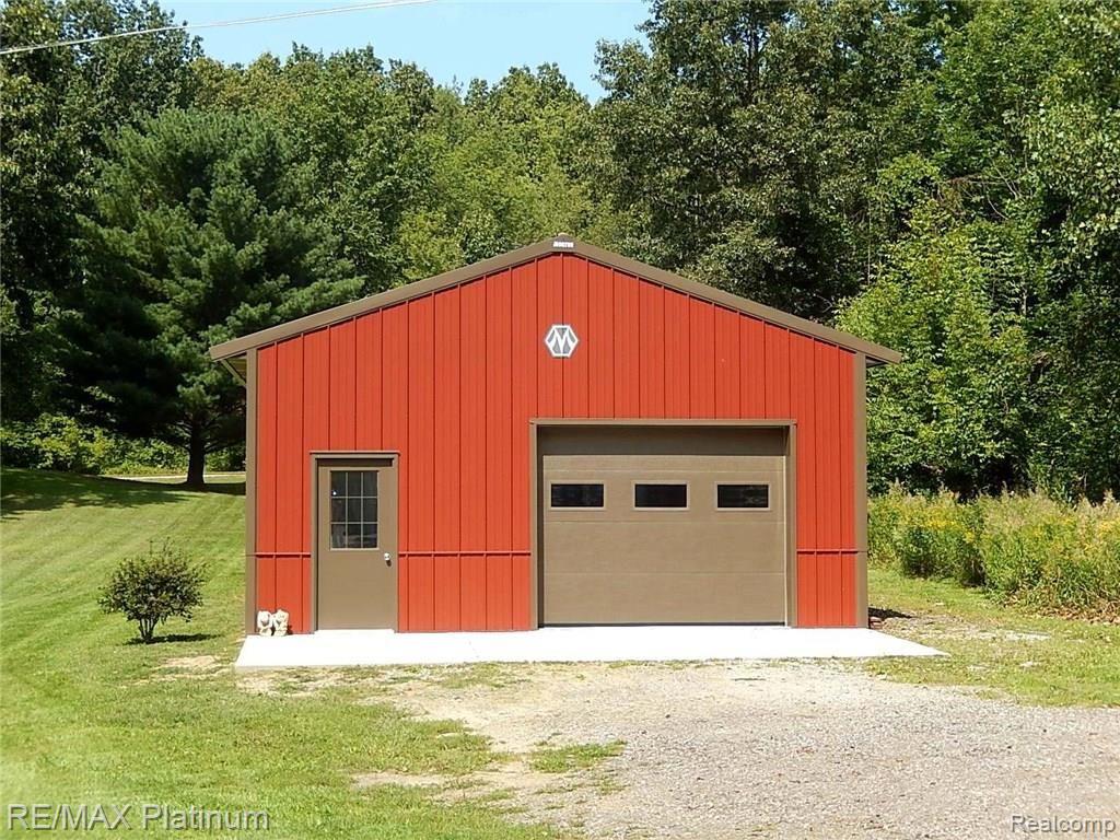 10183 Hartland Road Fenton, MI 48430 - Photo 63 of 83 63.JPG