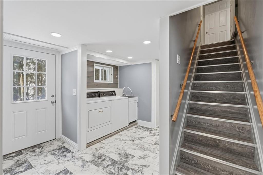 353 Thompson Hill Road Aliquippa, PA 15001 - Photo 18 of 37