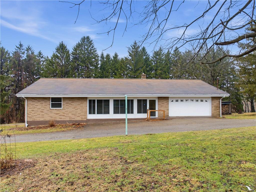 353 Thompson Hill Road Aliquippa, PA 15001 - Photo 2 of 49