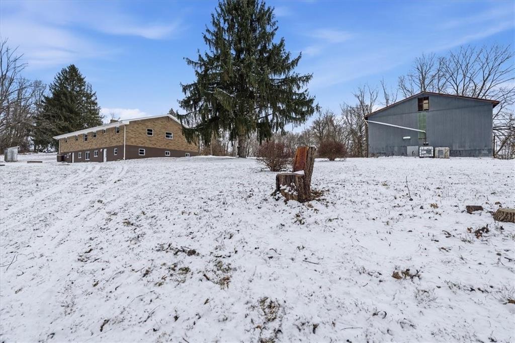 353 Thompson Hill Road Aliquippa, PA 15001 - Photo 32 of 37